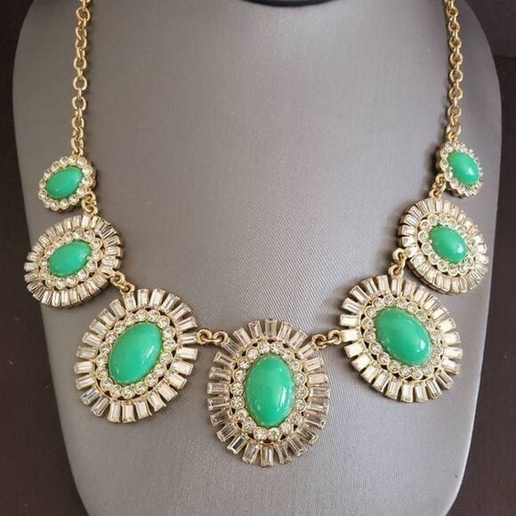 Kate Spade Capri Garden Statement Necklace Green Stones and Crystals Gold Plated - Picture 4 of 7